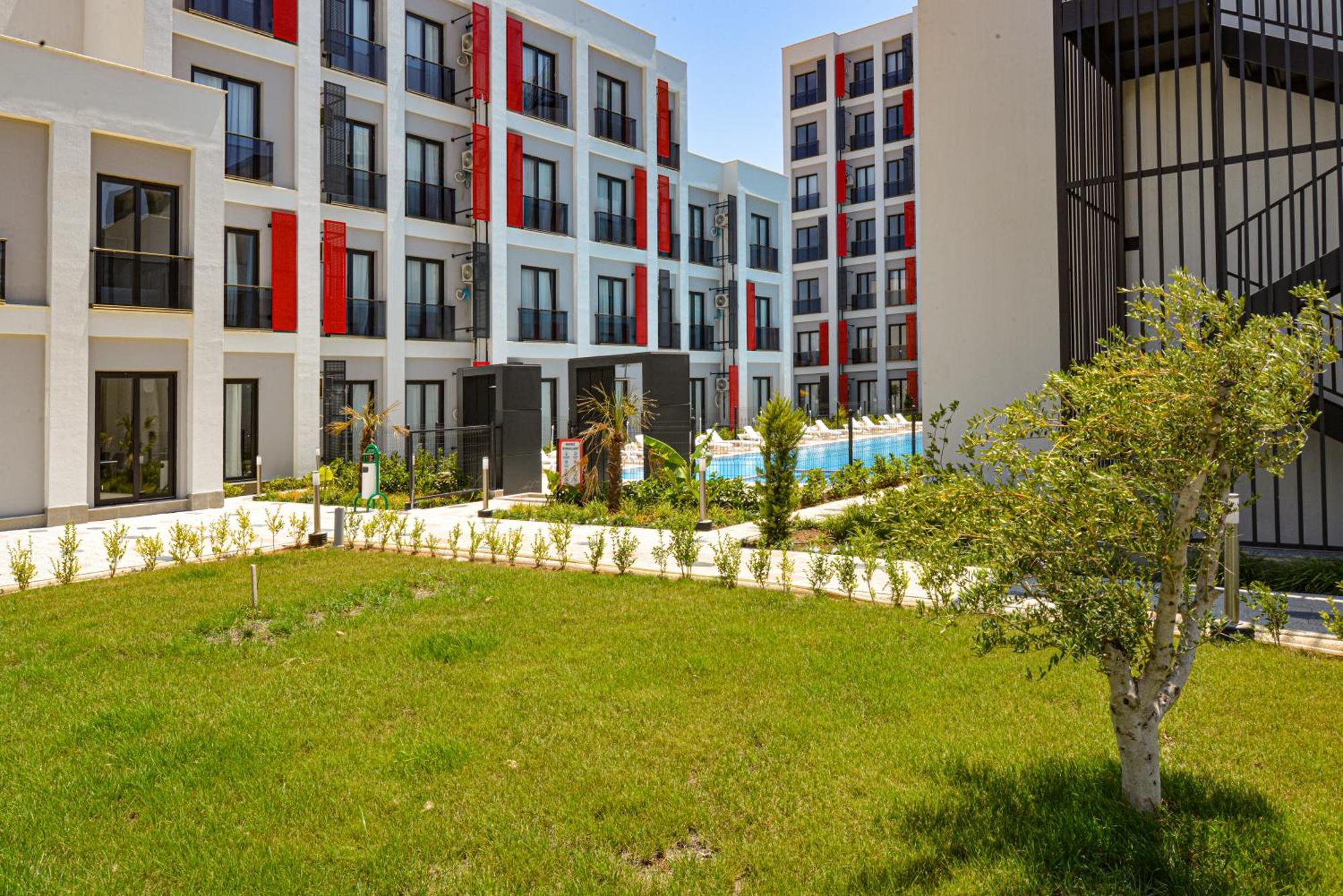 C Suites Antalia Airport Buitenkant foto