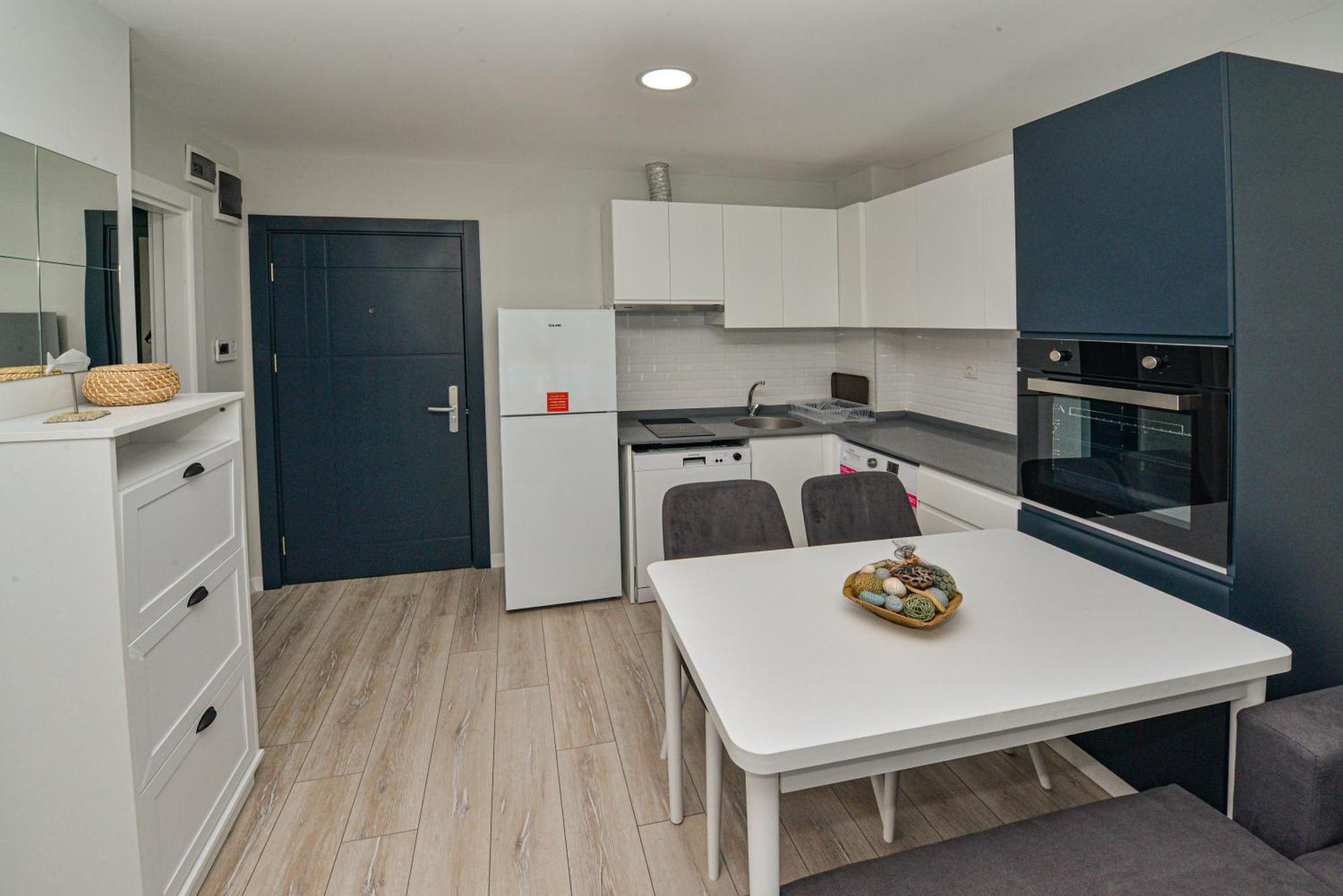 C Suites Antalia Airport Buitenkant foto